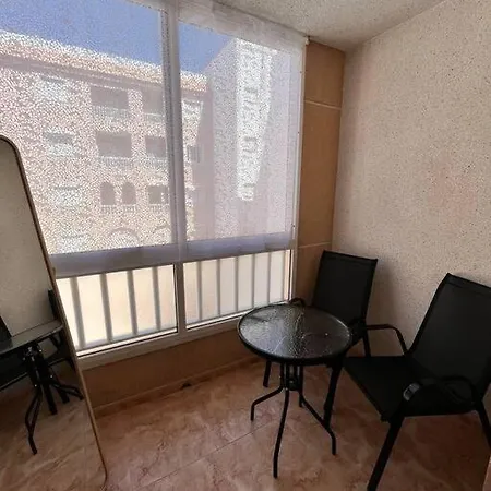 Apartman Cozy 5 Mins To Beach Torrevieja
