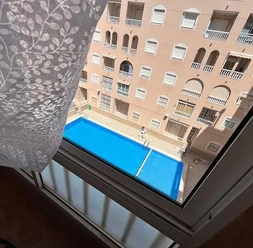 Cozy 5 Mins To Beach